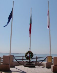 monumento ai caduti del mare